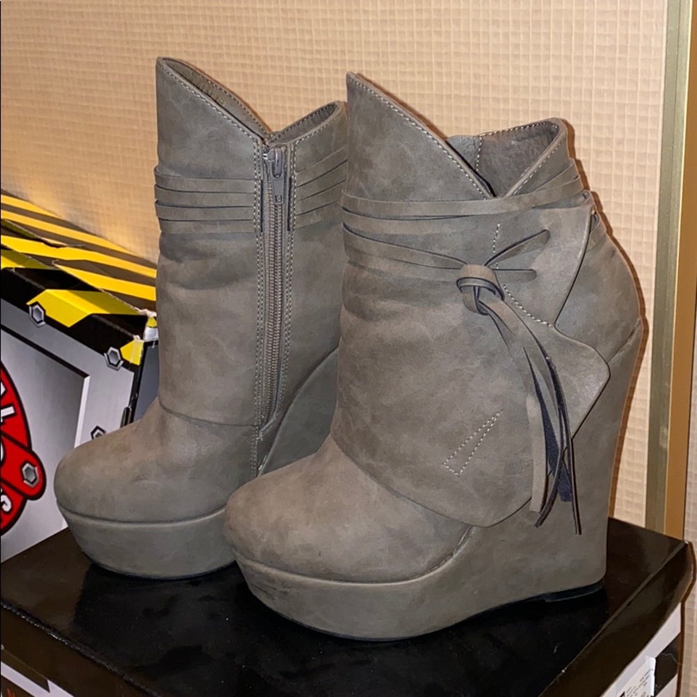 Shi wedge booties size 7.5